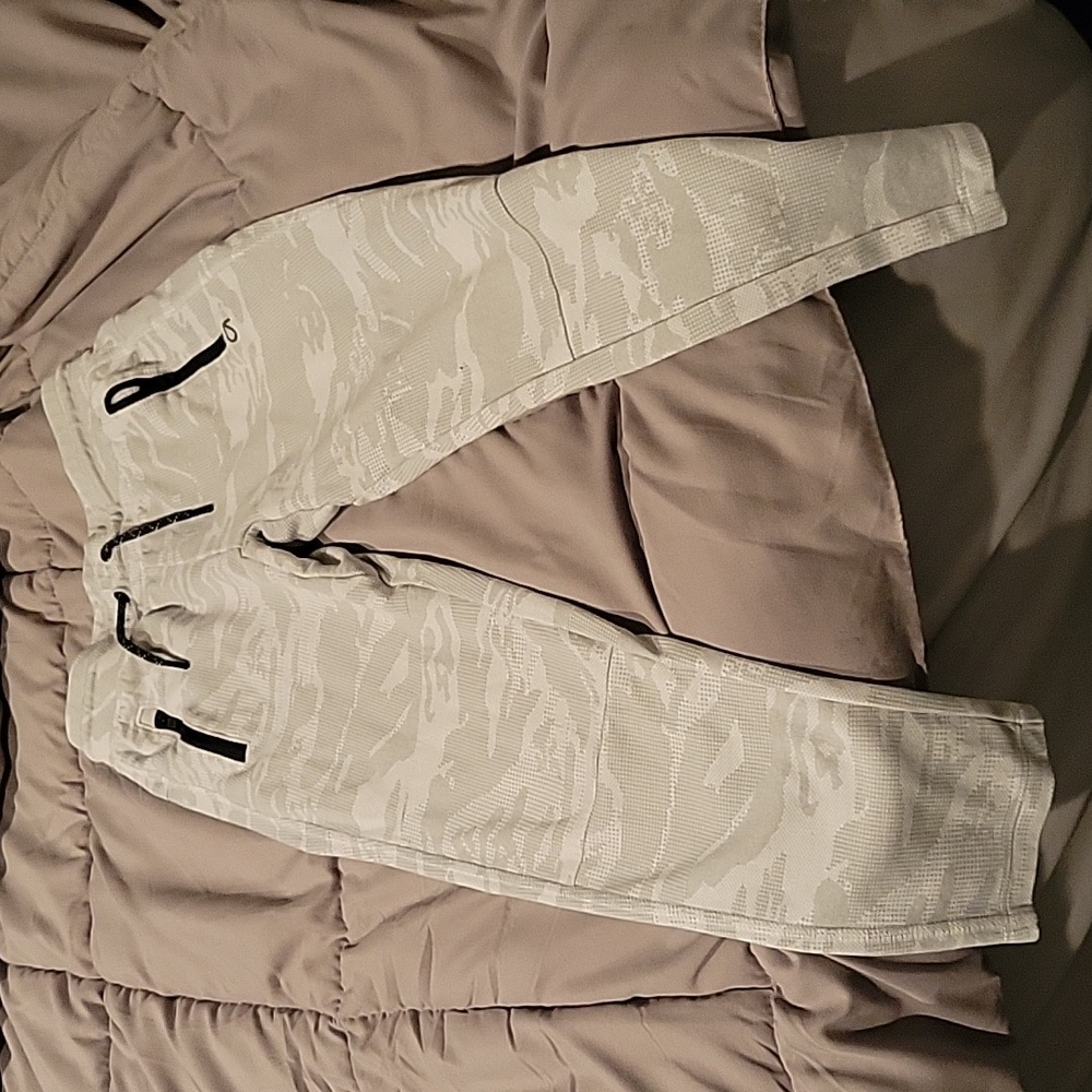 Girls joggers by Gap Fit